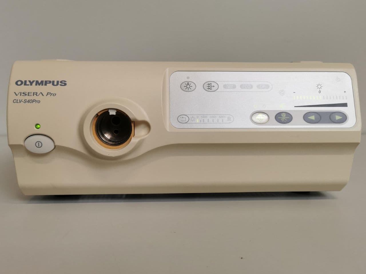 Olympus VISERA Pro CLV-S40Pro Endoscopic Light Source thumbnail 2