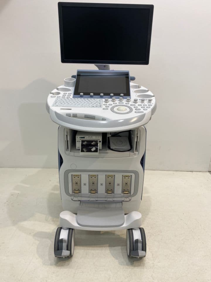 GE Voluson E8 BT18 4D Ultrasound System image 1