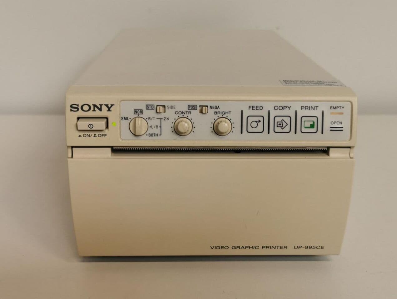 Monochrome Medical Printer for Ultrasound Imaging — Sony UP-895CE thumbnail 2