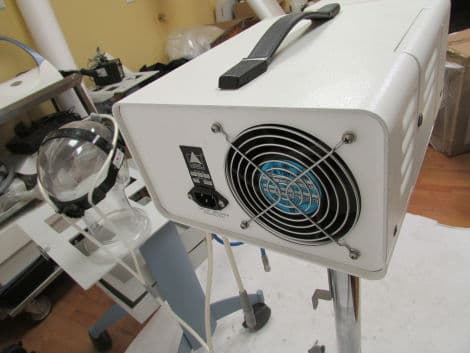 LUXTEC Brite Light 3 Xenon plus Surgical Headlight thumbnail 4