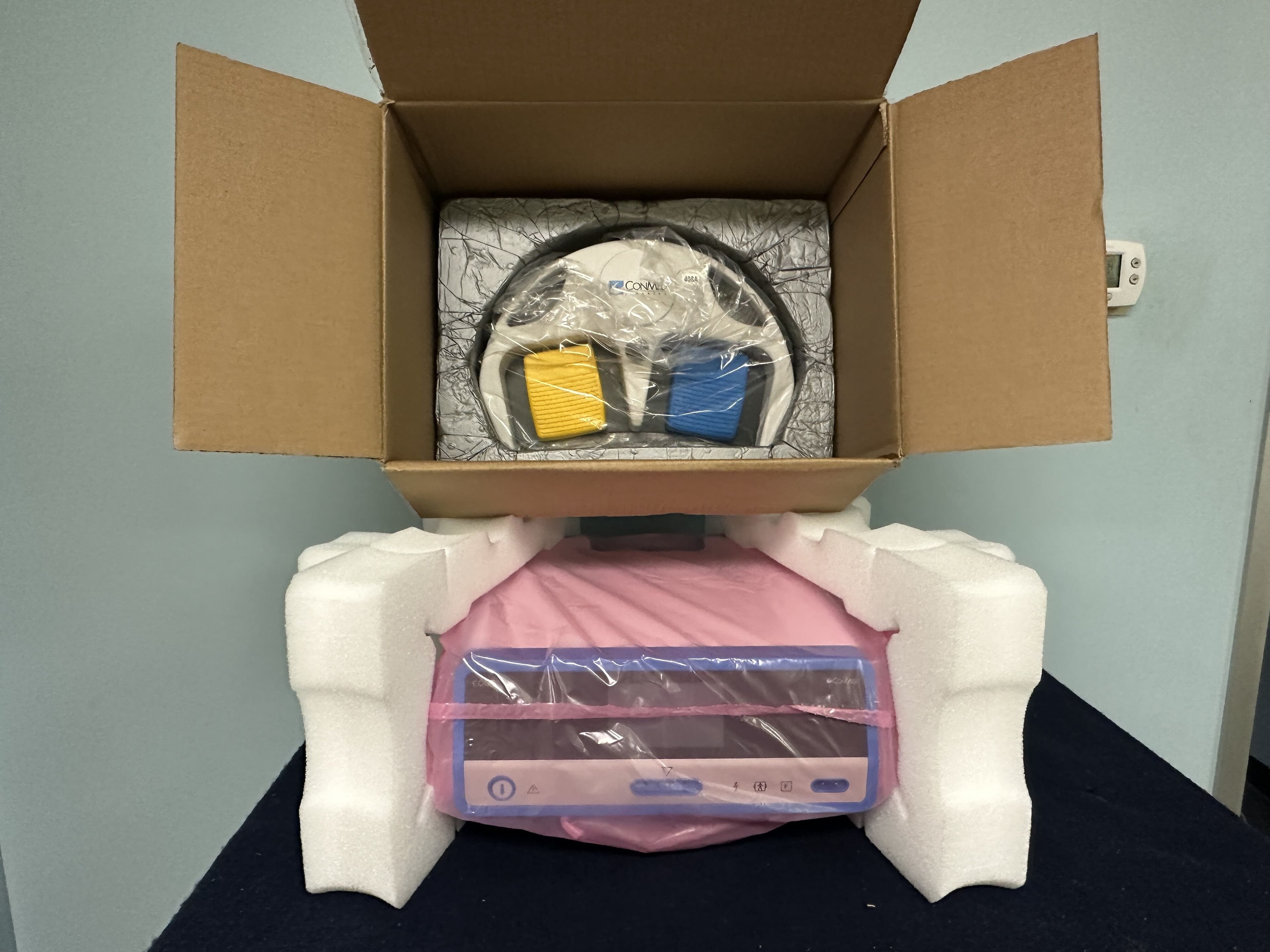 Conmed AES-1 Edge Bipolar Arthroscopic RF System with Wireless Footswitch thumbnail 5