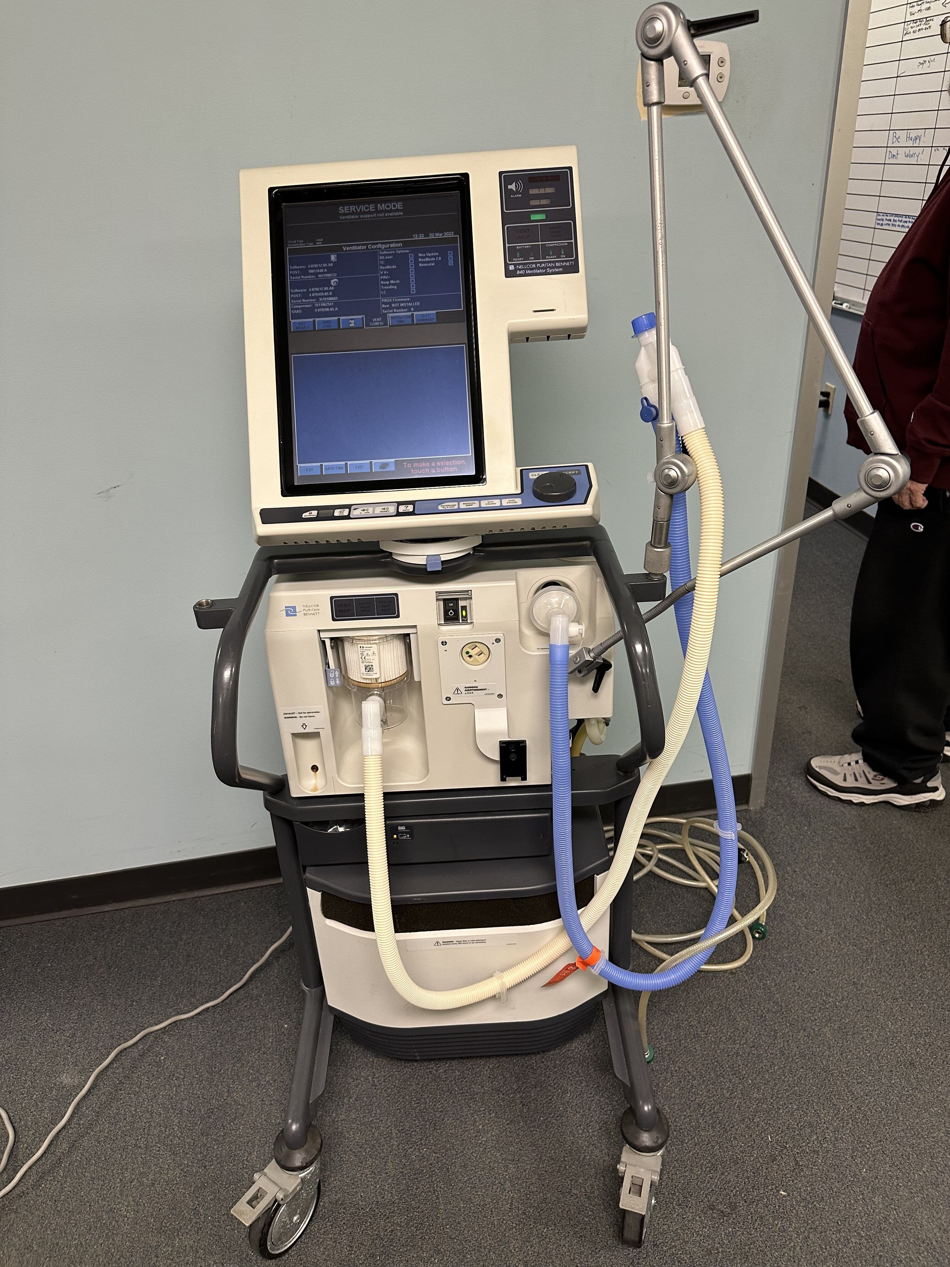 Nellcor Puritan Bennett 840 Ventilator System thumbnail 4