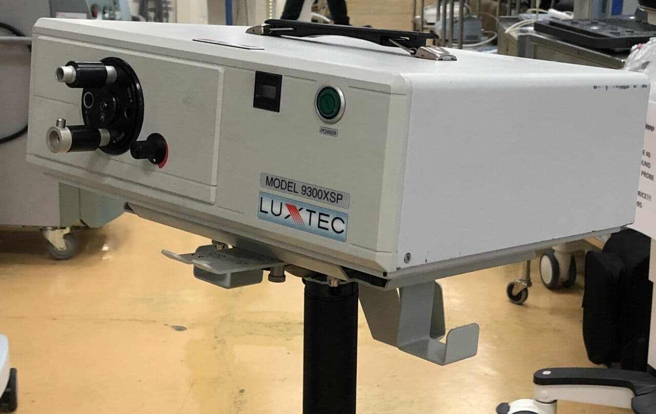 Luxtec 9300XSP Fiber Optic Exam Light with Ultralite Headlight thumbnail 5