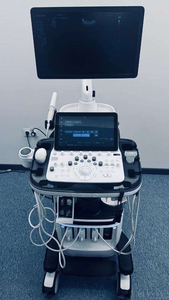 For Sale SAMSUNG HERA W10 2022 with 3 probes included ex demo OB / GYN Ultrasound thumbnail 2
