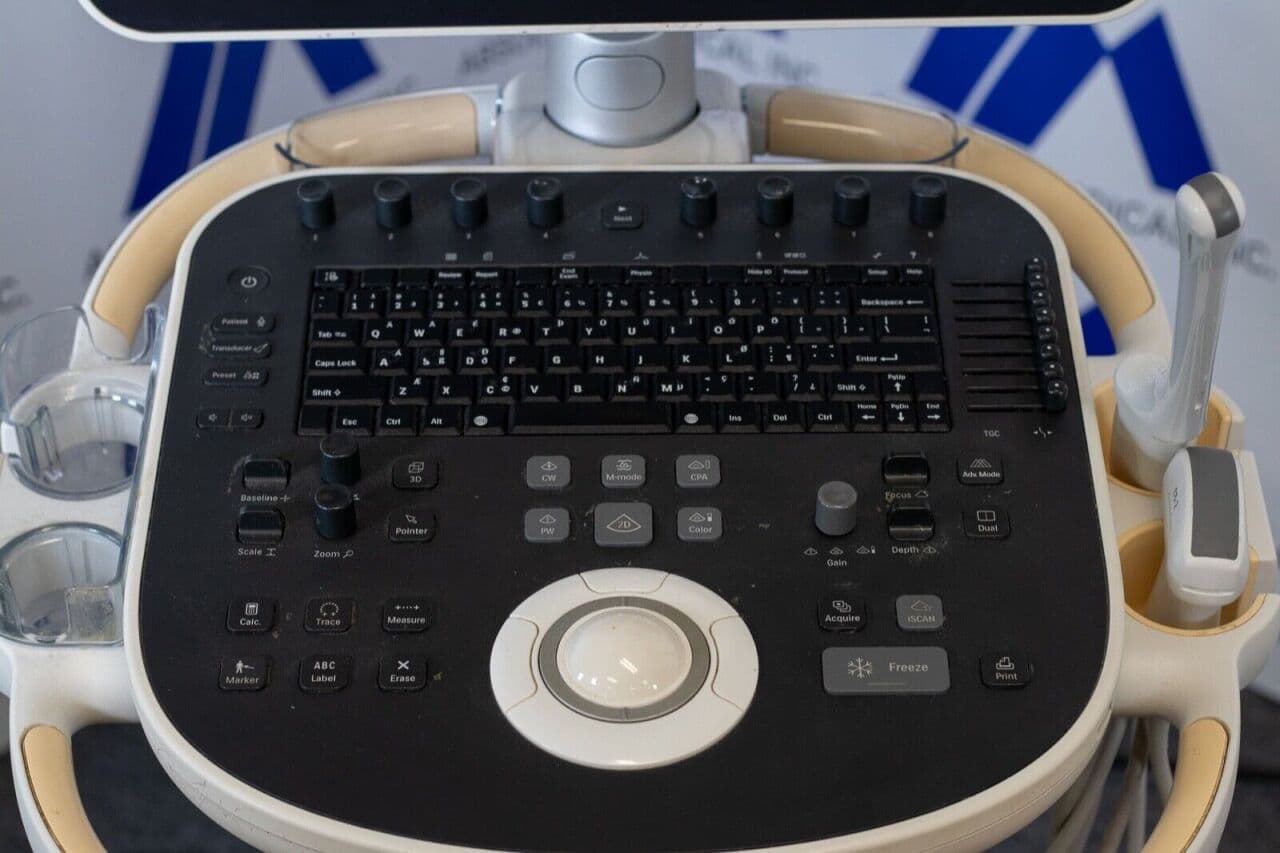 Philips ClearVue 650 OB/GYN Ultrasound System thumbnail 8