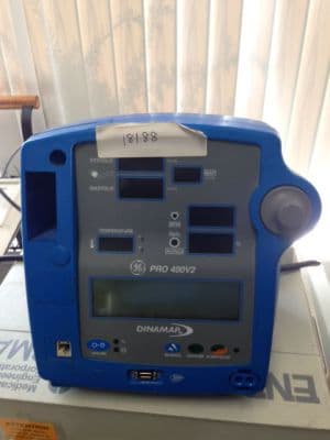 Bedside Blood Pressure Monitor — GE 400V2 thumbnail 2