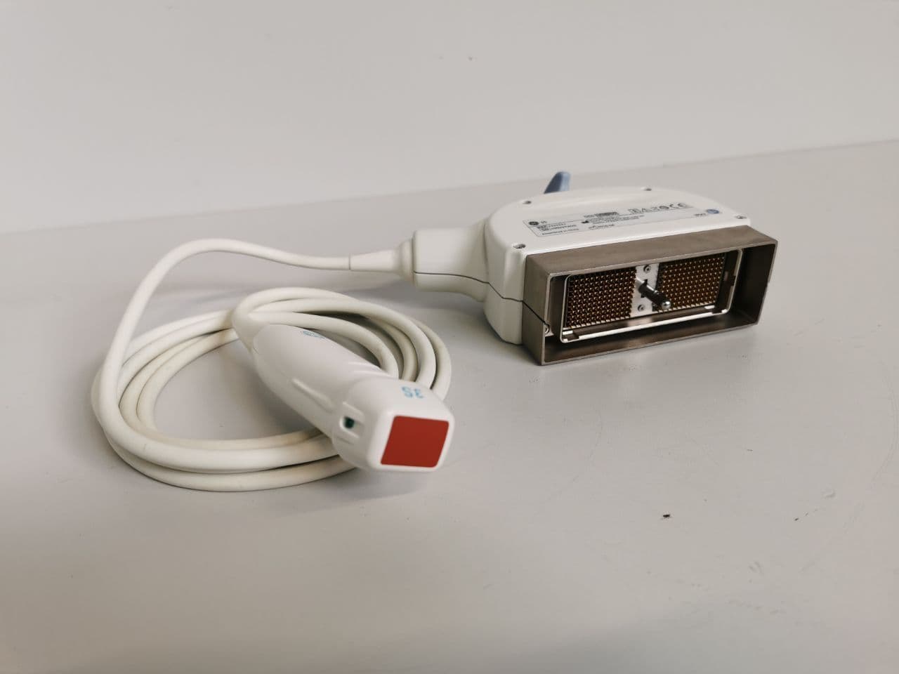 GE Healthcare 3s — Cardiac Ultrasound Probe thumbnail 3
