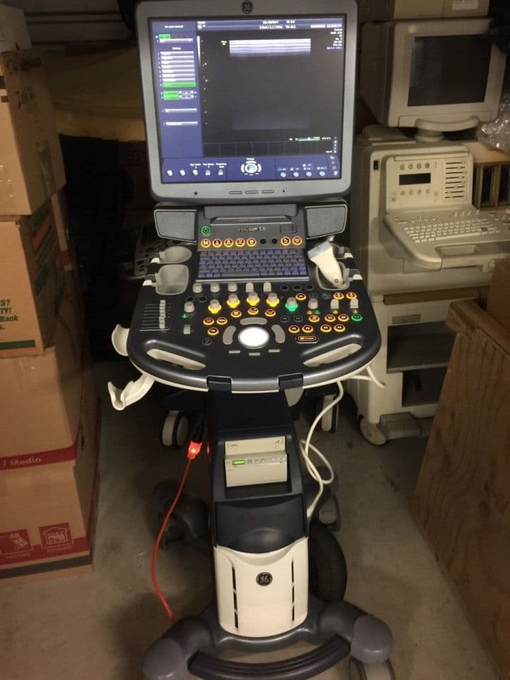 GE Voluson S8 BT13 4D Ultrasound System