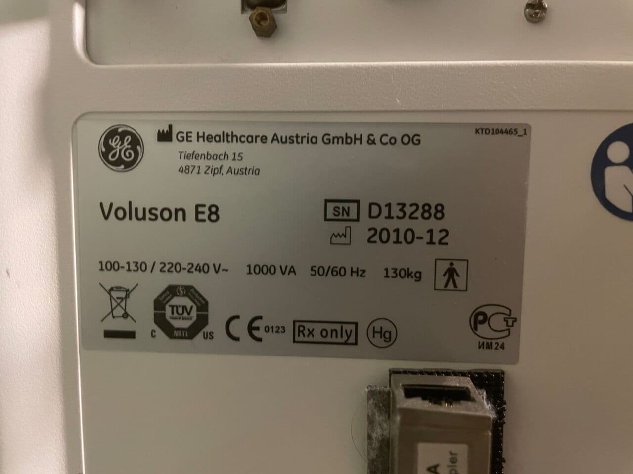 GE Voluson E8 Expert Ultrasound System thumbnail 6