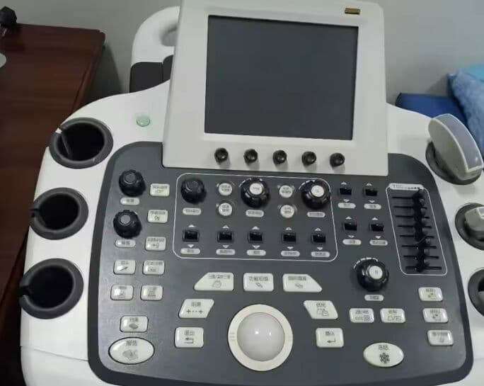 SIUI Apogee 3500 Ultrasound Scanner thumbnail 2