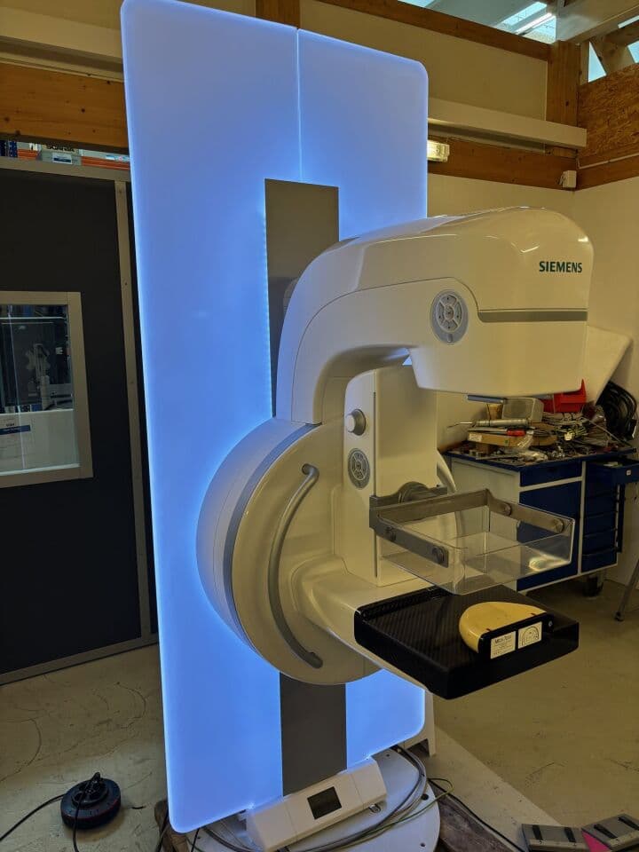 Siemens Mammomat Inspiration Digital Mammography Unit thumbnail 4