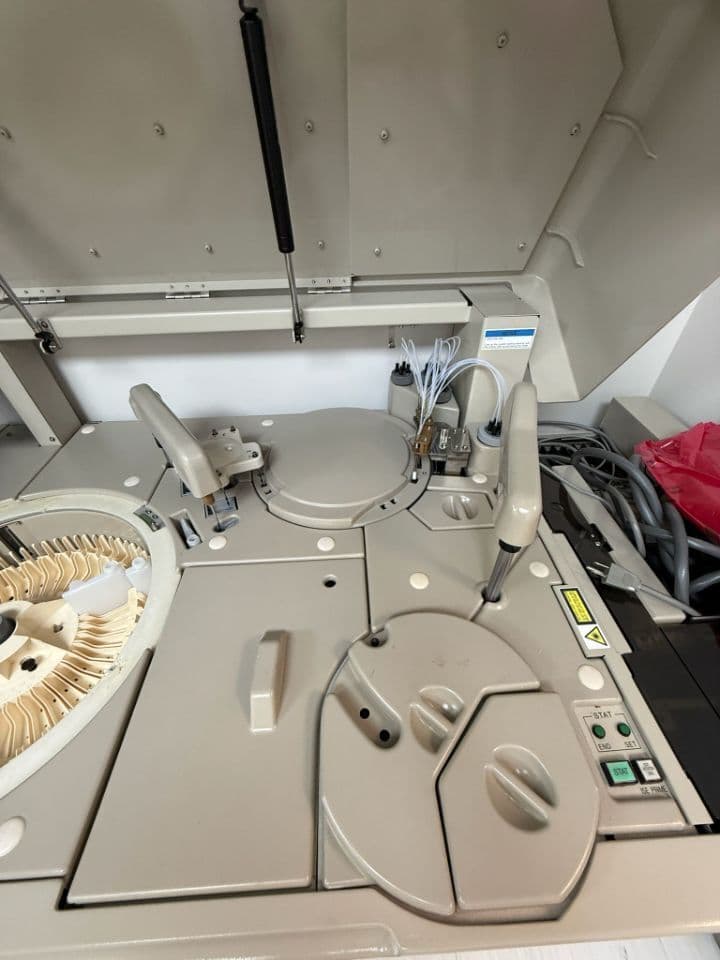 Automated Chemistry Analyzer — Olympus AU400 thumbnail 5