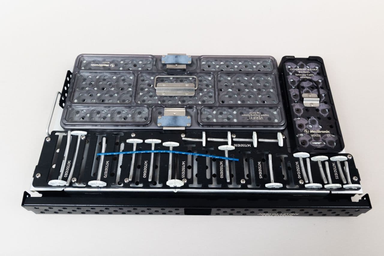 Medtronic CD Horizon Solera 4.75mm Degenerative Spinal Instrument Set thumbnail 4