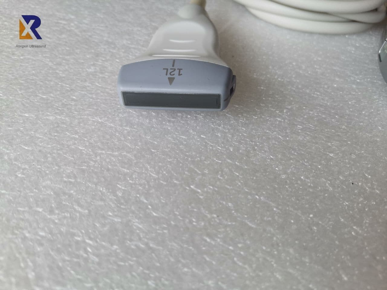 GE 12L-RS Linear Array Ultrasound Transducer thumbnail 3