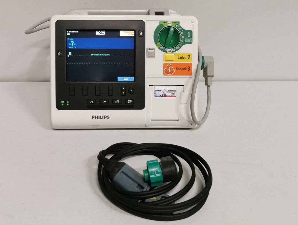 Philips HeartStart XL+ Defibrillator Monitor thumbnail 2