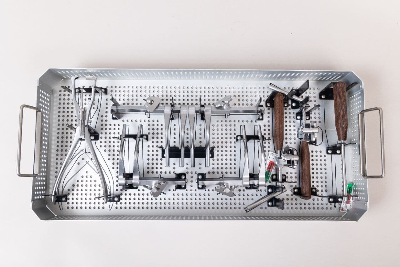 BOSS Imageline Cervical Distraction Surgical Instrument Set thumbnail 2
