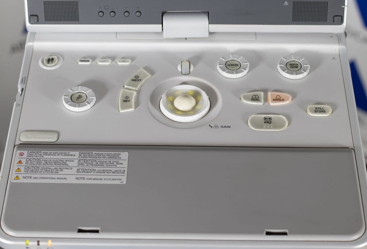 Toshiba Viamo Portable Ultrasound System thumbnail 4