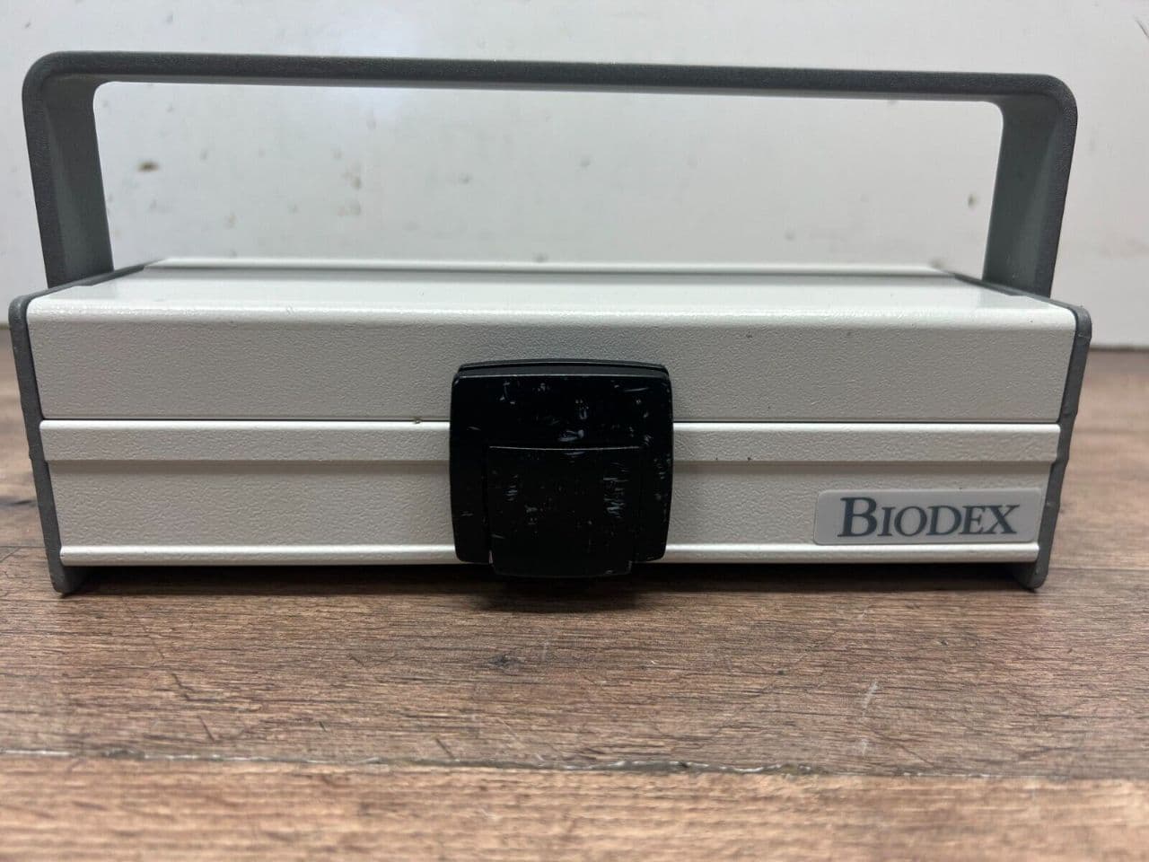 Biodex Atomlab 400 Complete Hot Lab System with Dose Calibrator thumbnail 9