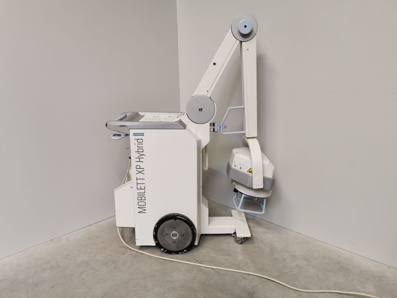 Siemens Mobilett XP Hybrid Mobile X-Ray System thumbnail 4