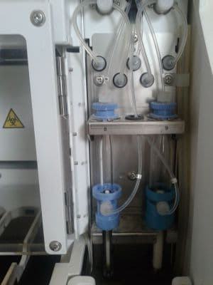 Roche Cobas e411 Immunology Analyzer thumbnail 3