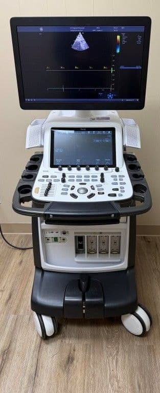 GE Healthcare Vivid E95 Cardiac Vascular Ultrasound System thumbnail 2