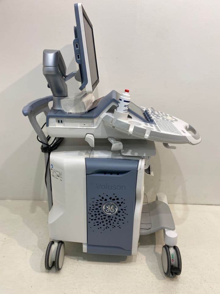 GE Voluson E8 BT21 4D Ultrasound System thumbnail 4