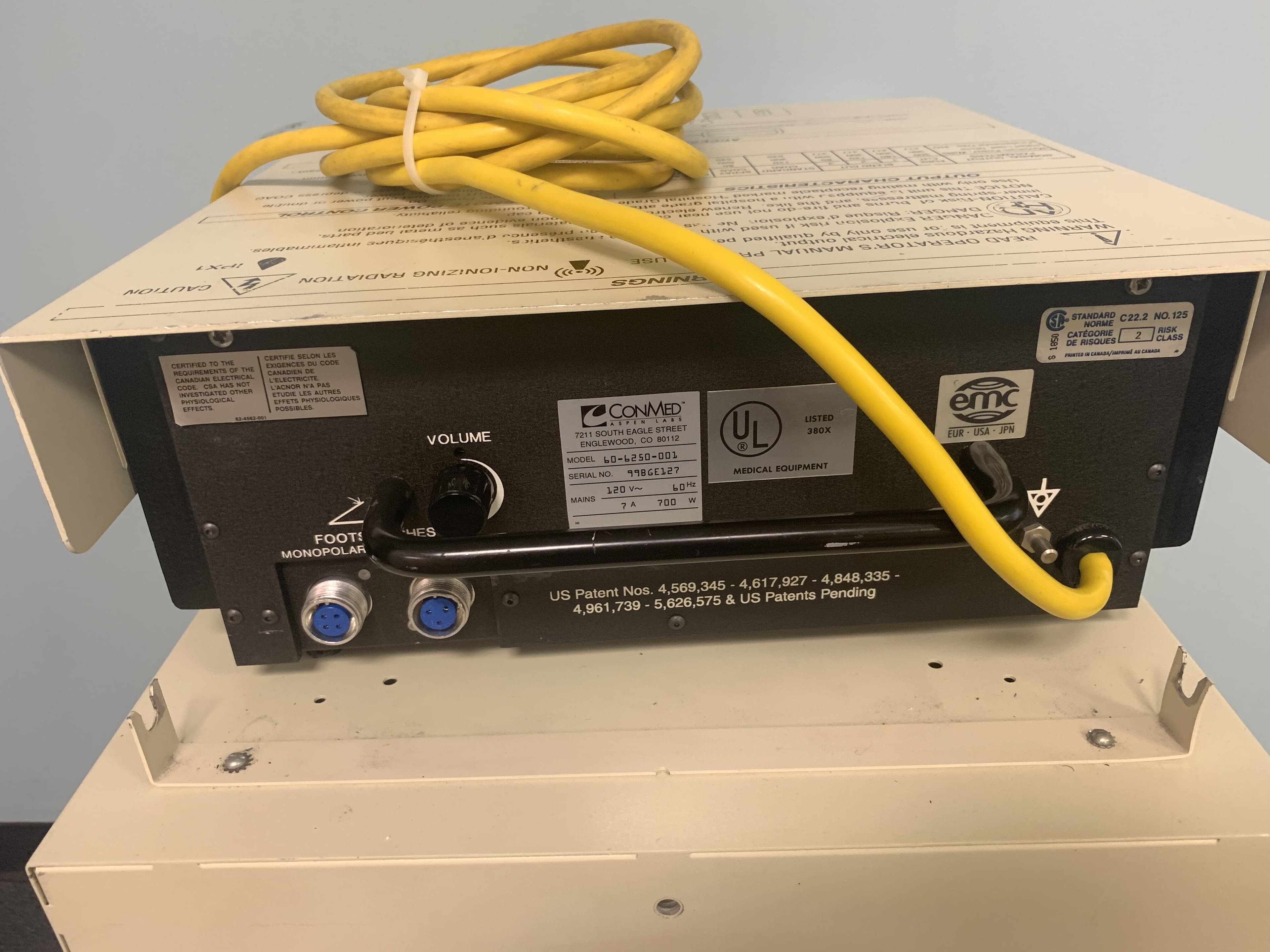 ConMed Excalibur Plus PC Electrosurgical Unit thumbnail 6
