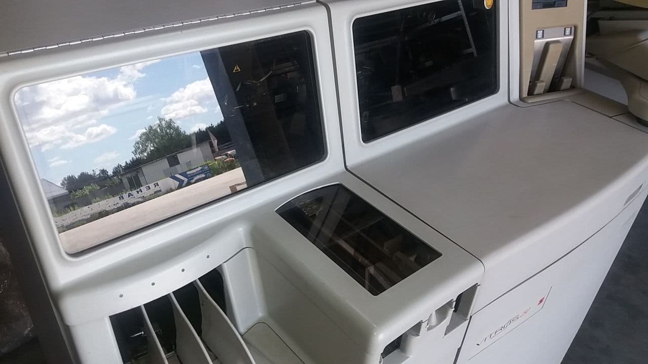 Clinical Chemistry Analyzer by Vitros - Model 250 thumbnail 2