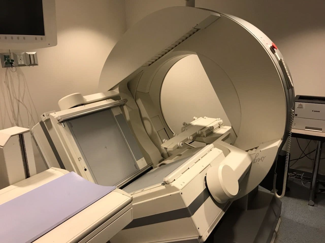 Siemens E-CAM / Symbia E SPECT Nuclear Gamma Camera