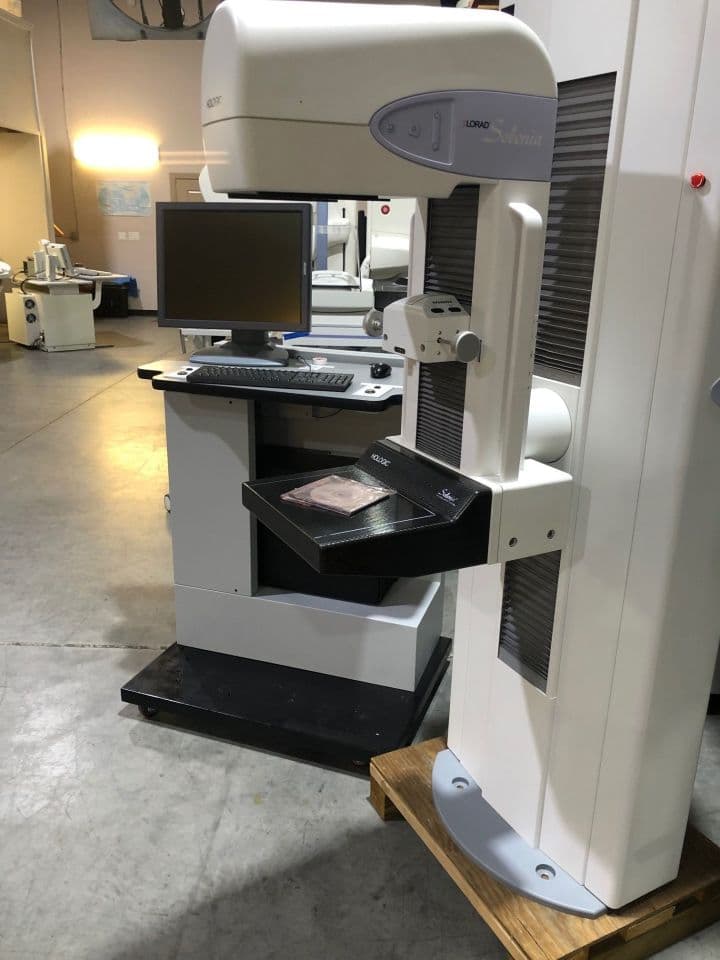 Hologic Selenia Digital Mammography Unit thumbnail 3