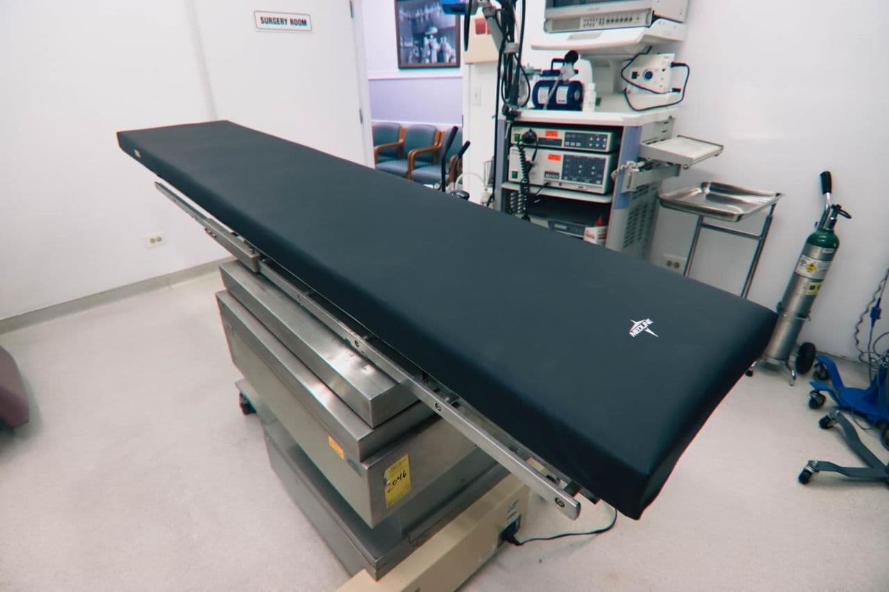 US Imaging 9650 — Mobile Fluoroscopic C-Arm Table thumbnail 4