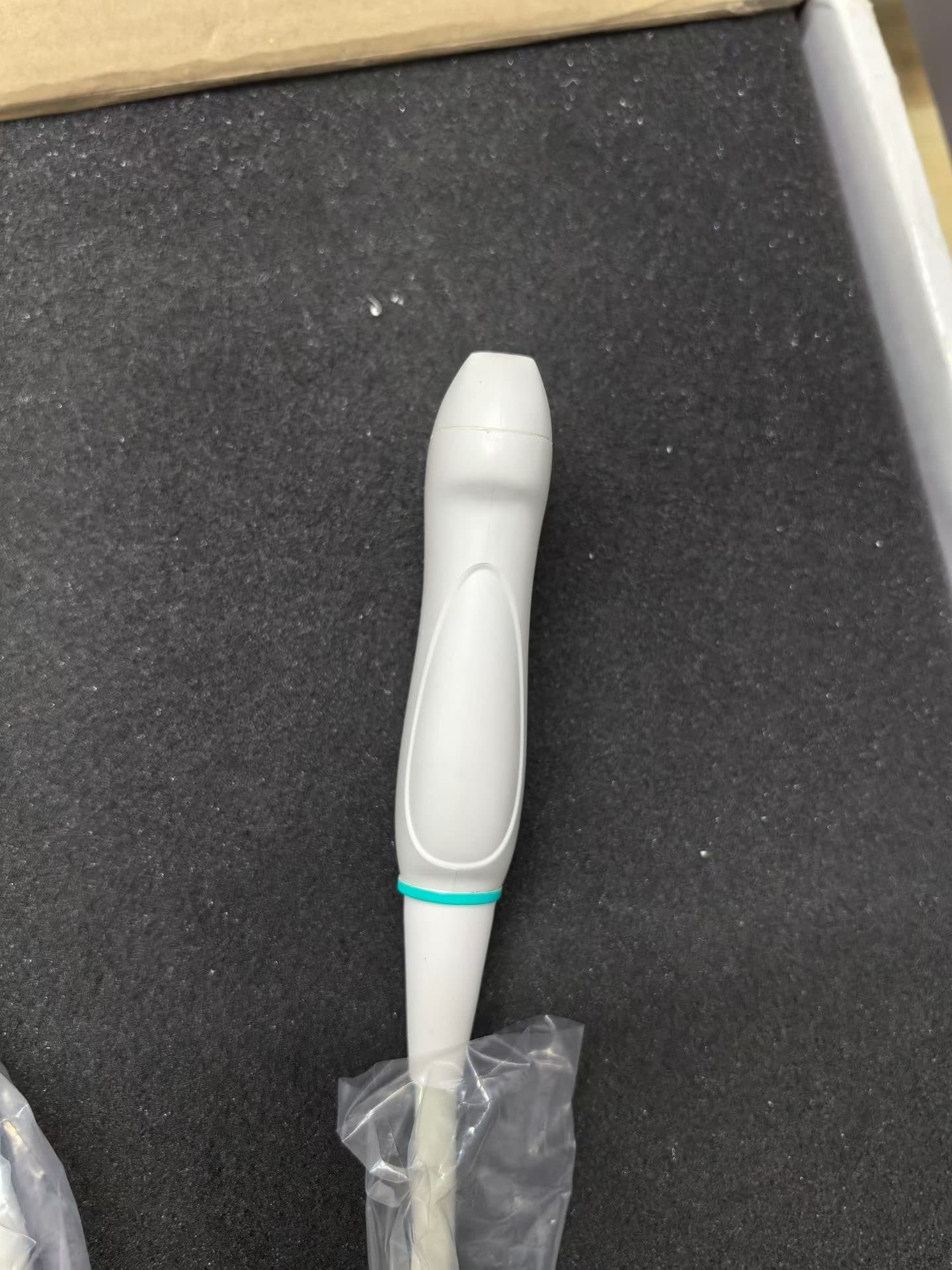 Mindray 7L4A 5-10MHz Linear Array Ultrasound Transducer for DC-3 DC-6 DC-7 DC-40 Used thumbnail 5