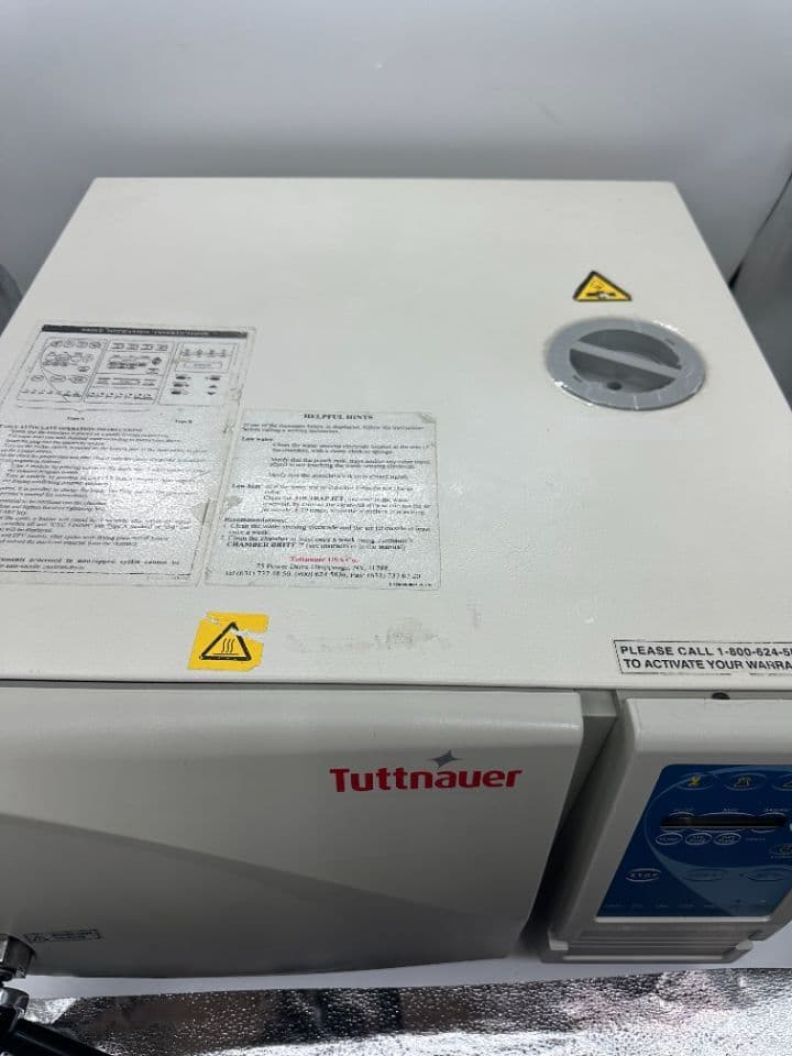 Tuttnauer 234UEA Tabletop Autoclave thumbnail 5