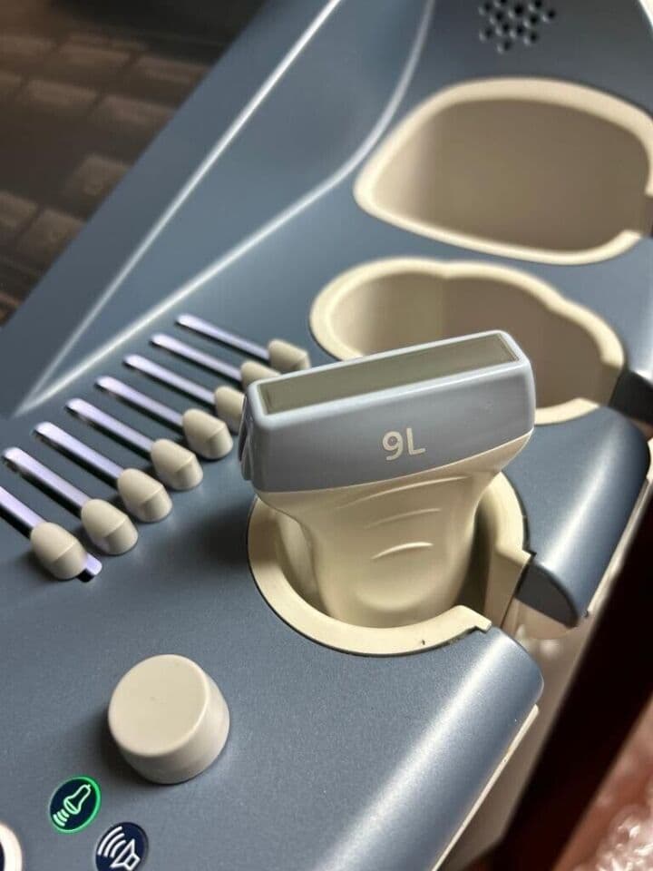 GE 9L-D Linear Ultrasound Transducer image 1