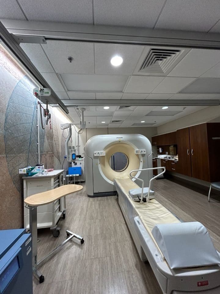 Philips Ingenuity 128-Slice Computed Tomography Scanner image 1
