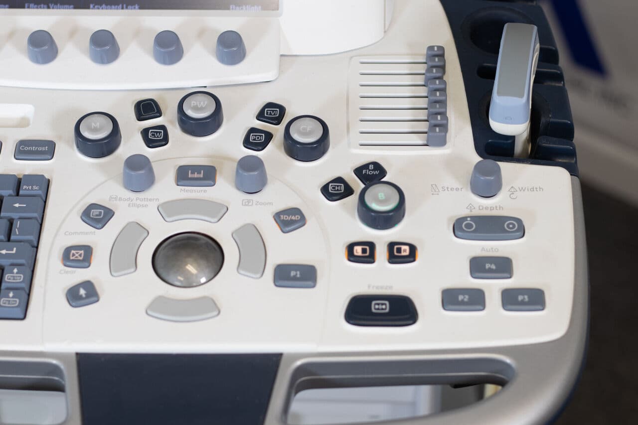 GE Logiq E9 r3 General Imaging Ultrasound System thumbnail 8