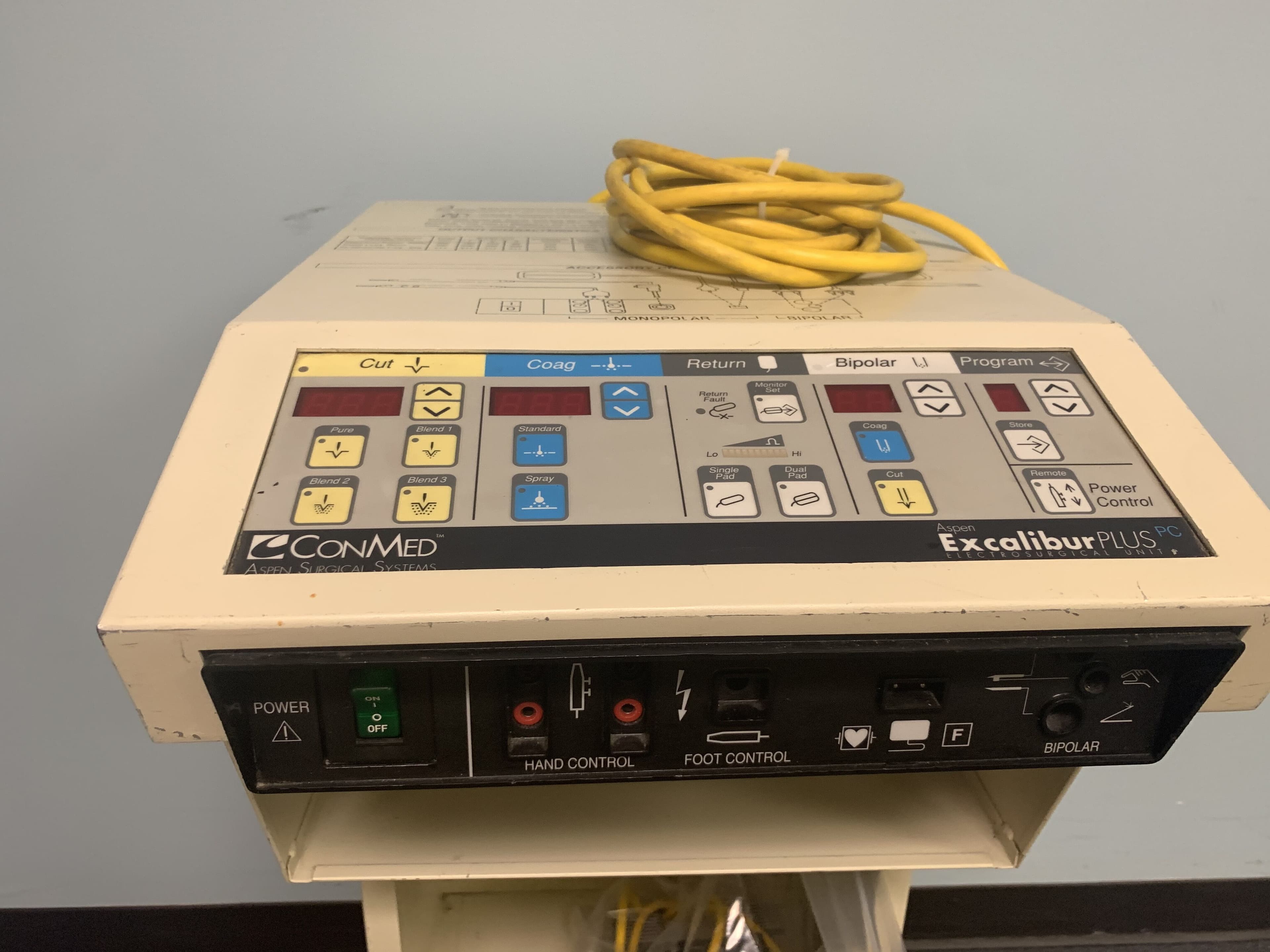 ConMed Excalibur Plus PC Electrosurgical Unit thumbnail 3