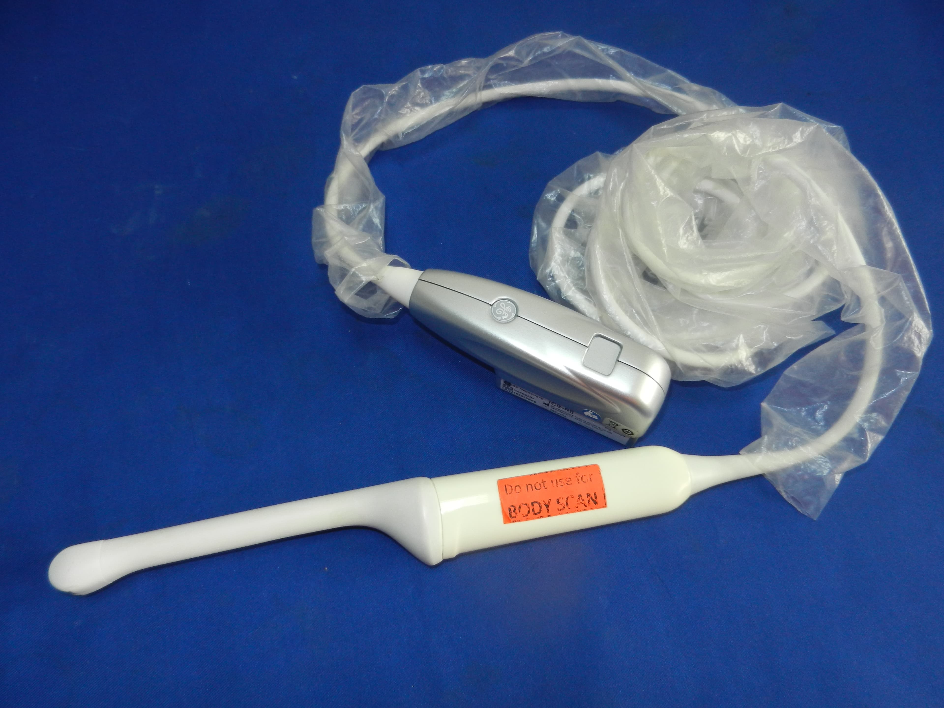 GE IC9-RS Micro Convex Probe image 1