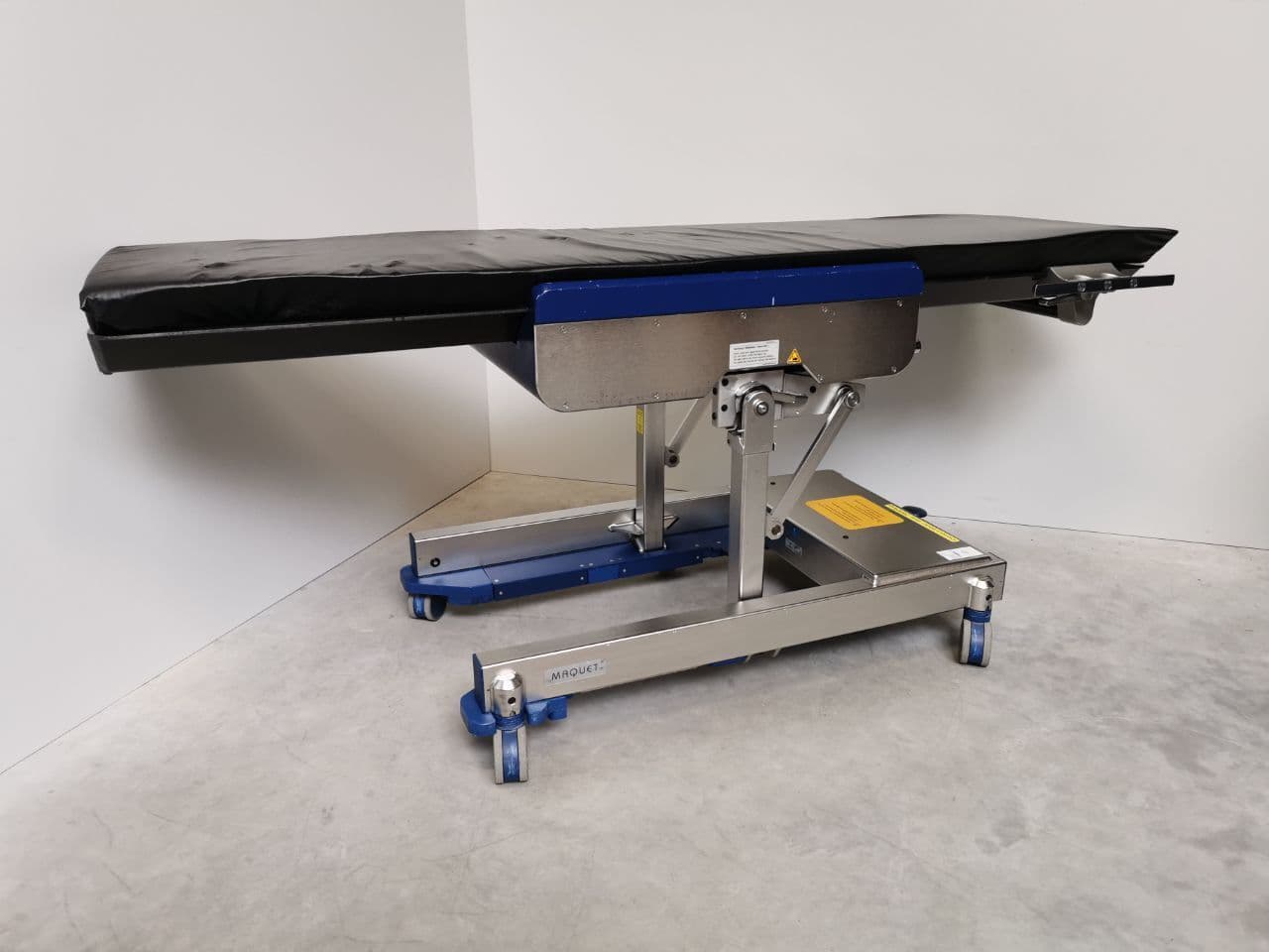 Surgical Operating Table — Maquet 1150.16B0 / 1146.60A0