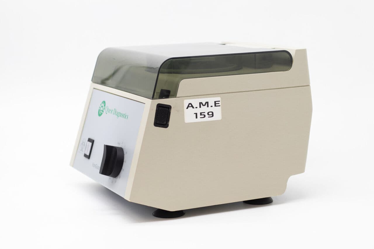 Quest Diagnostics VanGuard V6500 Clinical Centrifuge thumbnail 5