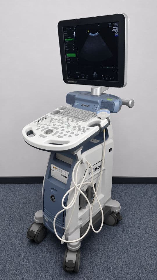 For Sale GE Voluson P8 2019 BT18 with linear & tv OB / GYN Ultrasound thumbnail 3