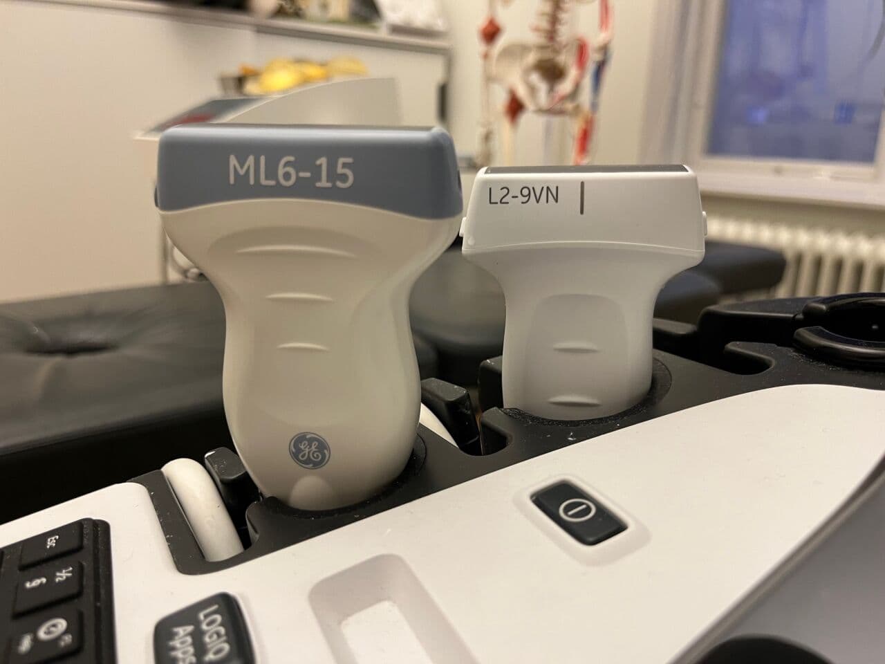 GE Logiq E10 General Ultrasound System thumbnail 3