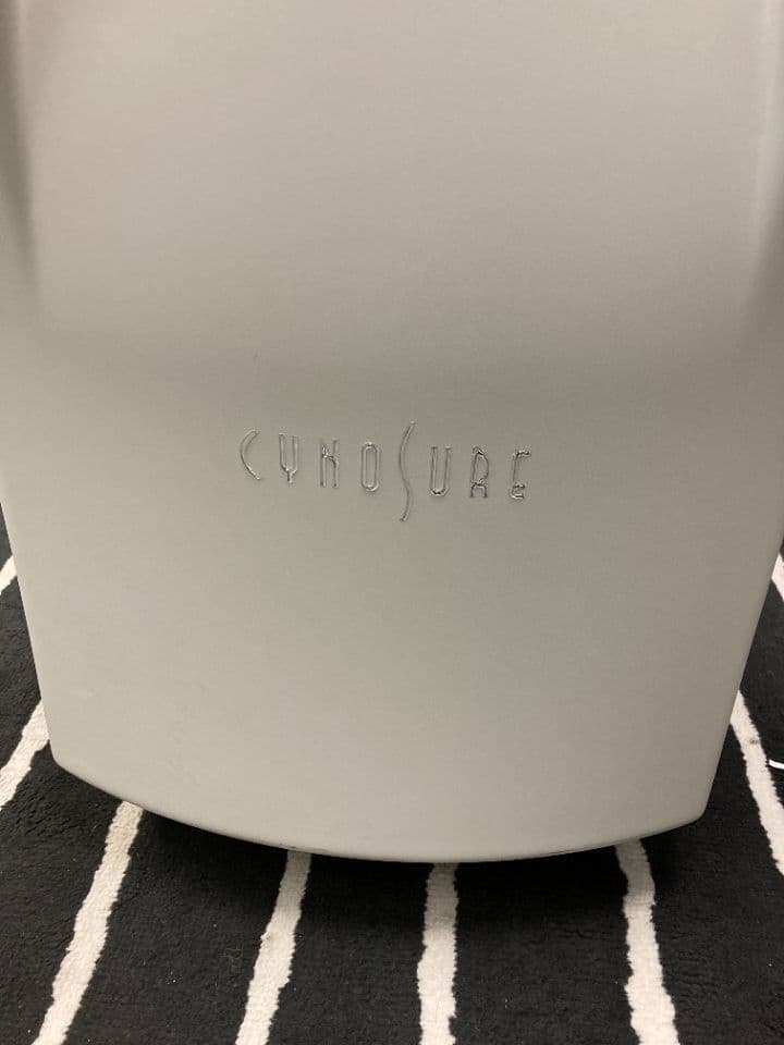 Versatile Laser-Assisted Liposuction with the Cynosure SLT II Unit thumbnail 2