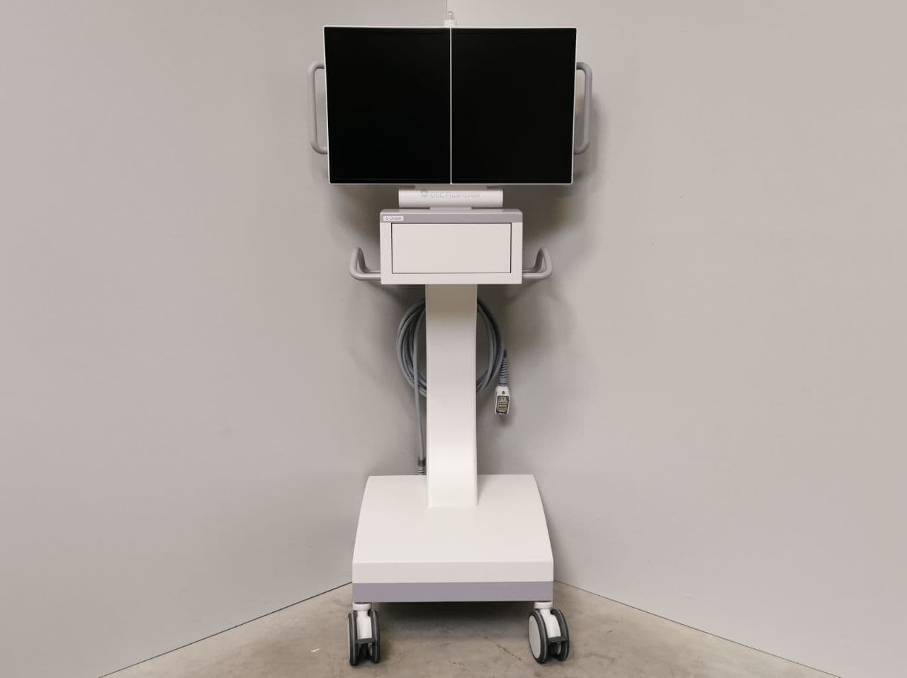 Fluoroscopy Monitor Cart — GE MC5-10100 thumbnail 2