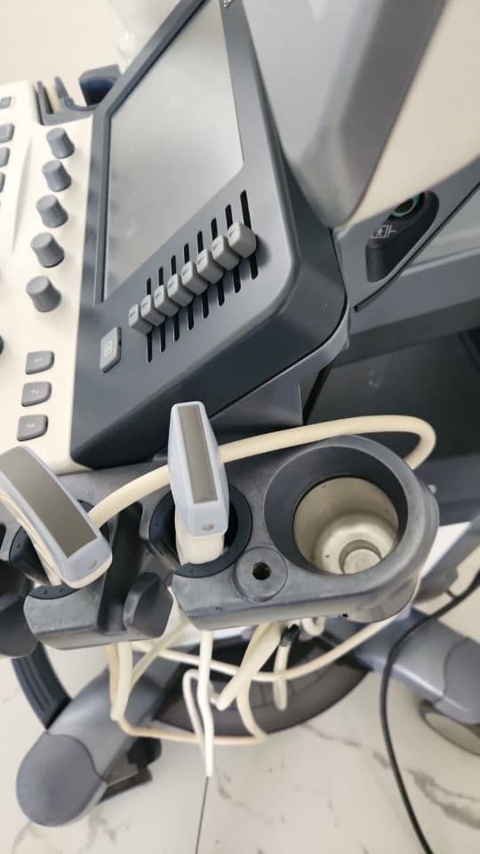 GE Logiq S8 OB/GYN & Vascular Ultrasound System thumbnail 3