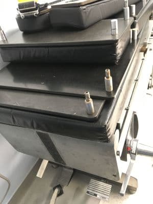 AMSCO 2080 Surgical O/R Table thumbnail 4