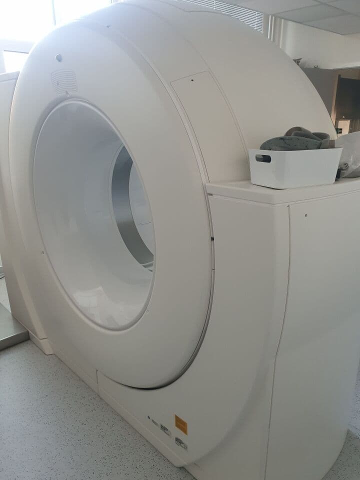 Siemens Somatom Definition AS 128-Slice CT Scanner thumbnail 3
