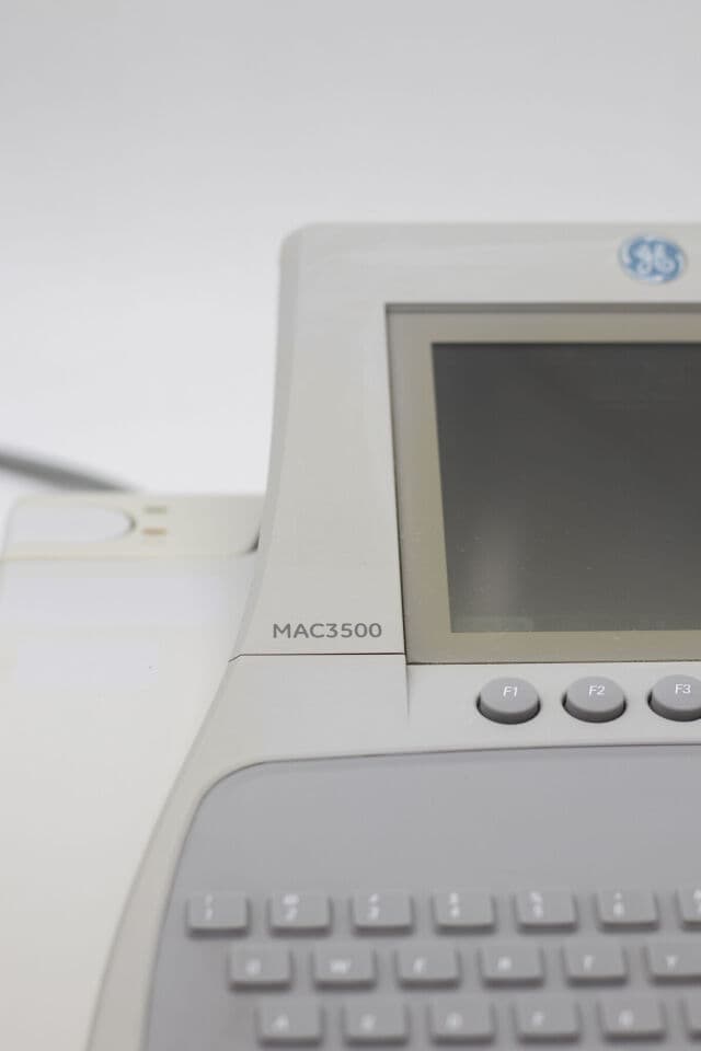 GE Healthcare MAC 3500 EKG Machine for Basic 12-Lead ECG Analysis thumbnail 3