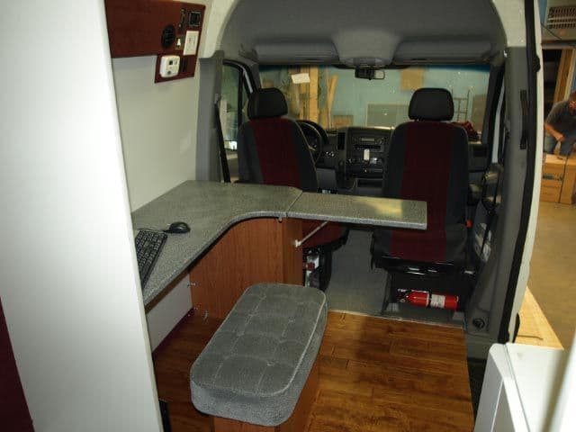 NewTom Sprinter Mobile Dental X-Ray with VG Pan and CBCT System thumbnail 4