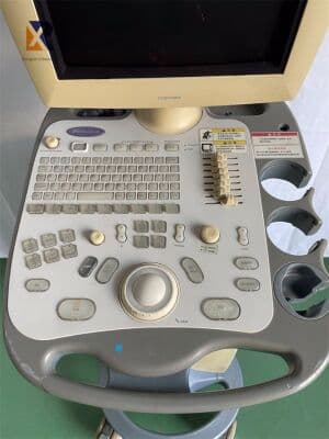 Toshiba Famio 8 SSA-530A Compact Ultrasound System thumbnail 2